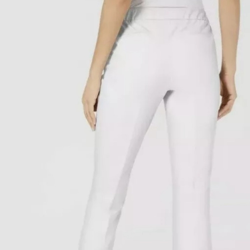 Alfani Core Fashion Comfort Waist Capri Pants NEW! - Picture 2 of 9